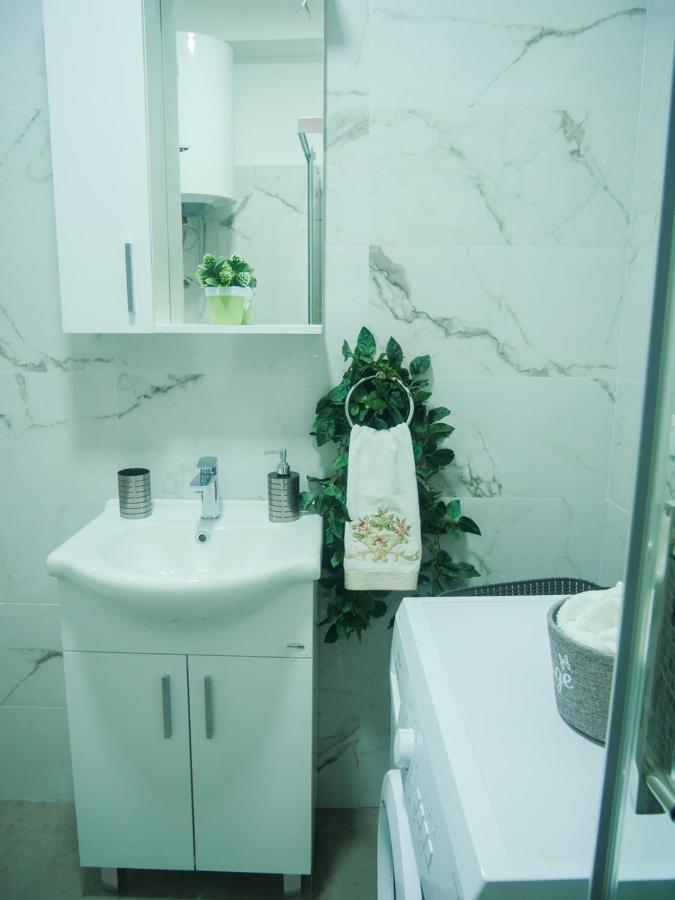 Imperator Apartments Улцинь Экстерьер фото