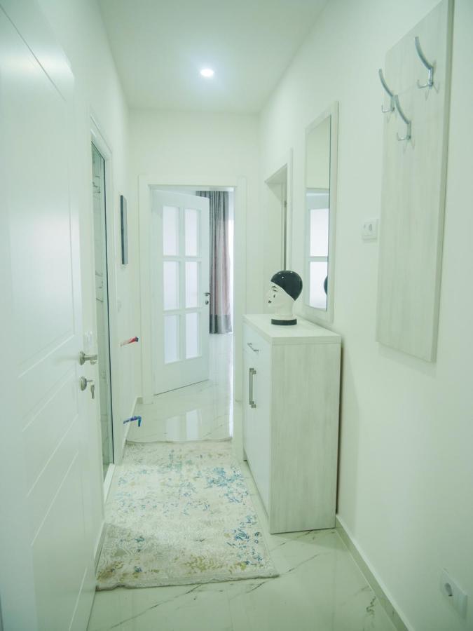Imperator Apartments Улцинь Экстерьер фото